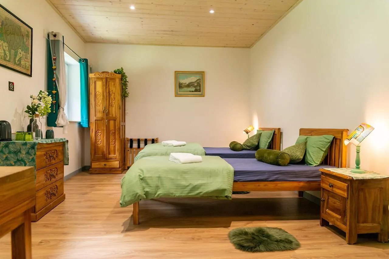 Chambres d'Hôtes Sanskriti Scionzier Maison d'hôtes