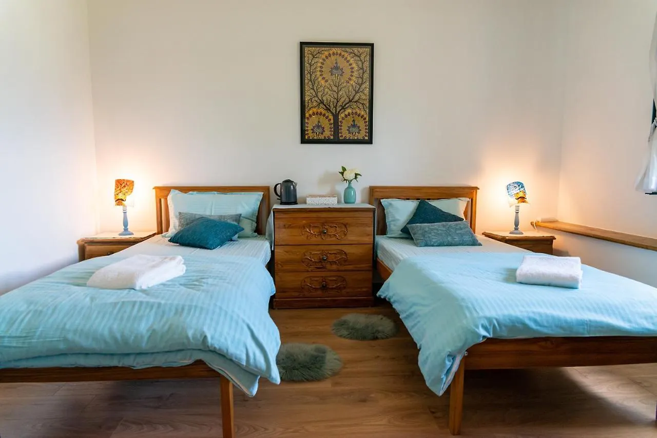 Chambres d'Hôtes Sanskriti Scionzier 0*,