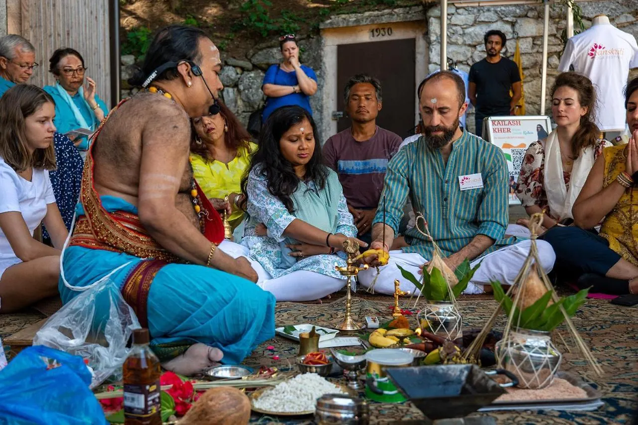 Chambres d'Hôtes Sanskriti Scionzier Maison d'hôtes